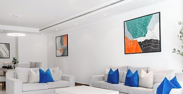 LUX The Al Seef Marina Suite 2