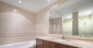LUX The Al Seef Marina Suite 2
