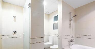 LUX The Al Seef Marina Suite 2