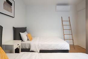 LIV Athinum 1 - Luxury Apartment 4C