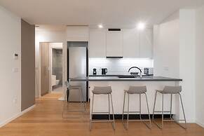 LIV Athinum 1 - Luxury Apartment 4C