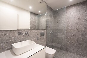 LIV Athinum 1 - Luxury Apartment 4C