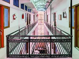 Hotel O Dehradun Central Junction