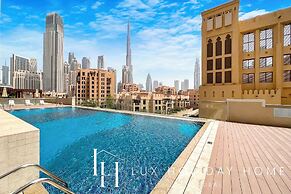 LUX Executive Burj Khalifa View Suite 2