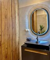 O&O GROUP -Classy Urban Haven Near Psyri