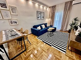 O&O GROUP -Classy Urban Haven Near Psyri
