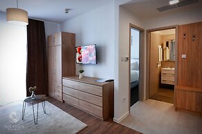 Aquarius Apartments
