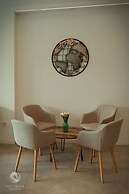 Aquarius Apartments