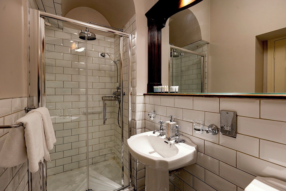 Raheen House Hotel