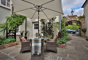 Raheen House Hotel