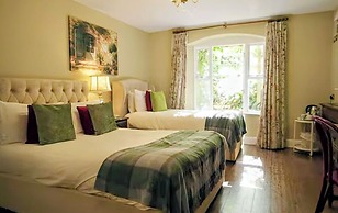 Raheen House Hotel