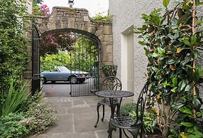 Raheen House Hotel