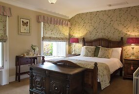 Raheen House Hotel