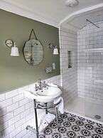 Raheen House Hotel