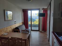Modern Mountain Apartment With Balcony