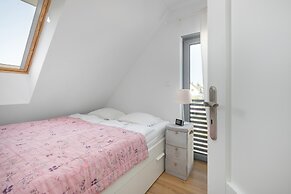 Holiday Home, 3 Bedrooms, Private Garden