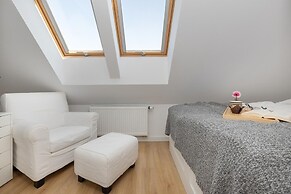 Holiday Home, 3 Bedrooms, Private Garden