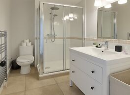 1 Bed Flat near Westfield