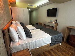 Özer Palace Hotel