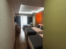 Özer Palace Hotel