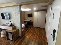 Özer Palace Hotel