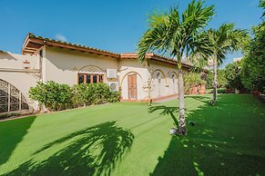 House of Mosaic Aruba - Unique Experience