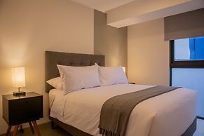 w Comfort 2BR w Private Balcony in San Isidro