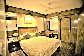 Hotel Lunnar