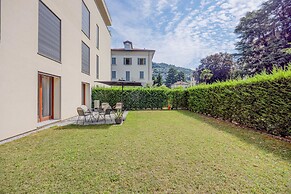 Charming Garden Hideaway in Como by Rent all Como