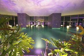 Silk Valley - Luxury 1B with Lake View
