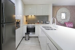 Silk Valley - Luxury 1B with Lake View