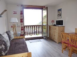 Mountain Apartment in Saint-sorlin