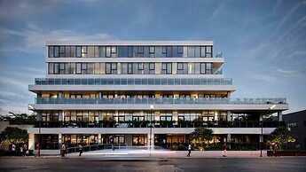Axis Apartment