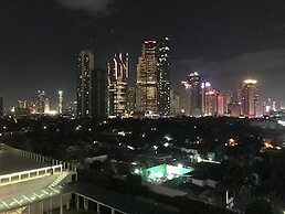Condo With Balcony at Makati SM Jazz