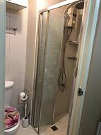 5 Minutes to Jazz Mall! Studio-type Condo100mbps