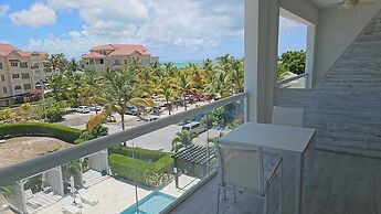 The Tides Grace Bay