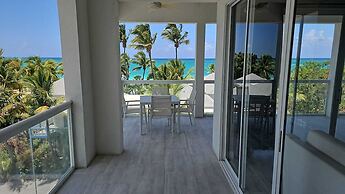 The Tides Grace Bay