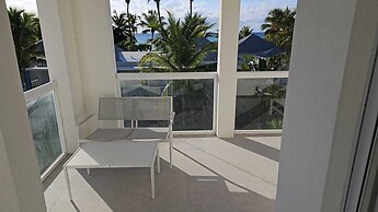 The Tides Grace Bay