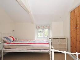 2 Porthilly Cottages