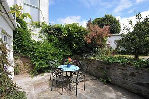 2 Porthilly Cottages