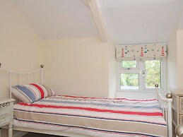 2 Porthilly Cottages