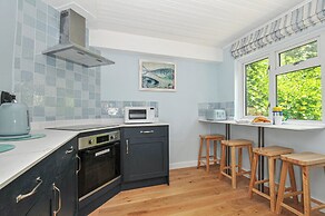 2 Porthilly Cottages