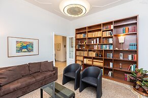 Rental in Rome Clodia 5 Apartment