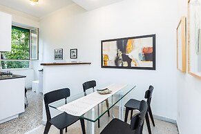 Rental in Rome Clodia 5 Apartment
