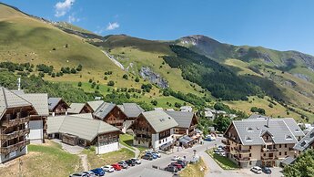 Cozy Alpine Apartment With Pool