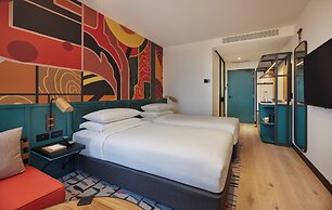 Caption By Hyatt Central Sydney