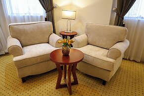 Best Day Hotel And Resorts
