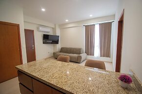 Makeva Condos - Near Malecon