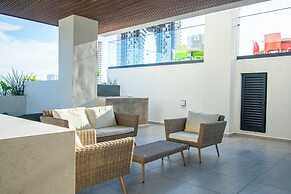 Makeva Condos - Near Malecon