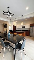 Makeva Condos - Near Malecon